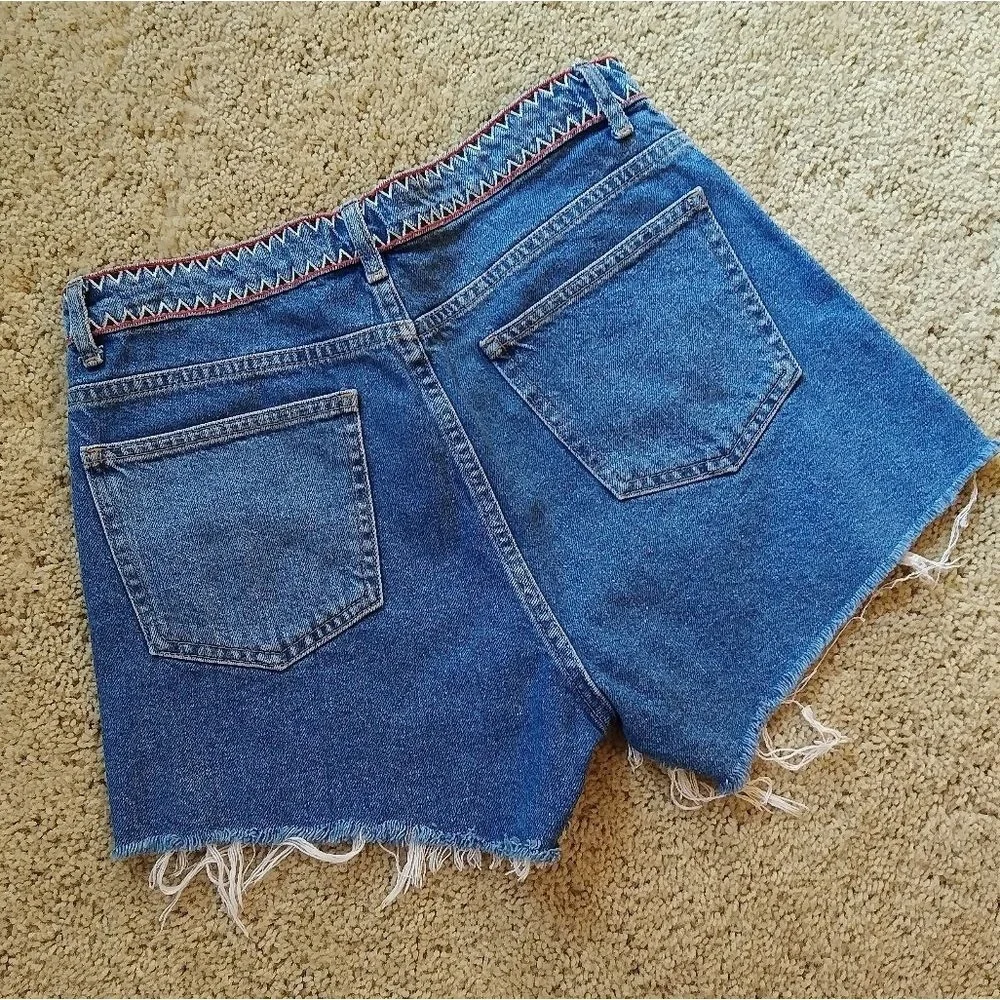 Denim Co Hi Rise Southwestern Aztec Distressed Ripped Denim Shorts